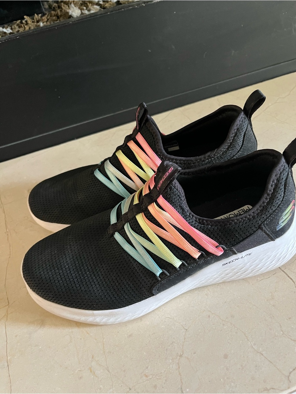 Skechers Black Pastel Slip-On Cooled Memory Foam Seakers Size 8